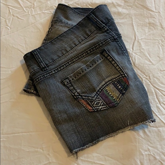 Jean shorts - Picture 2 of 3